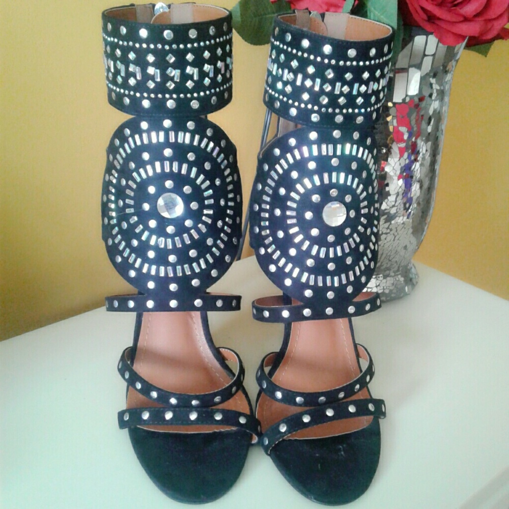 Black Diamond  Heels